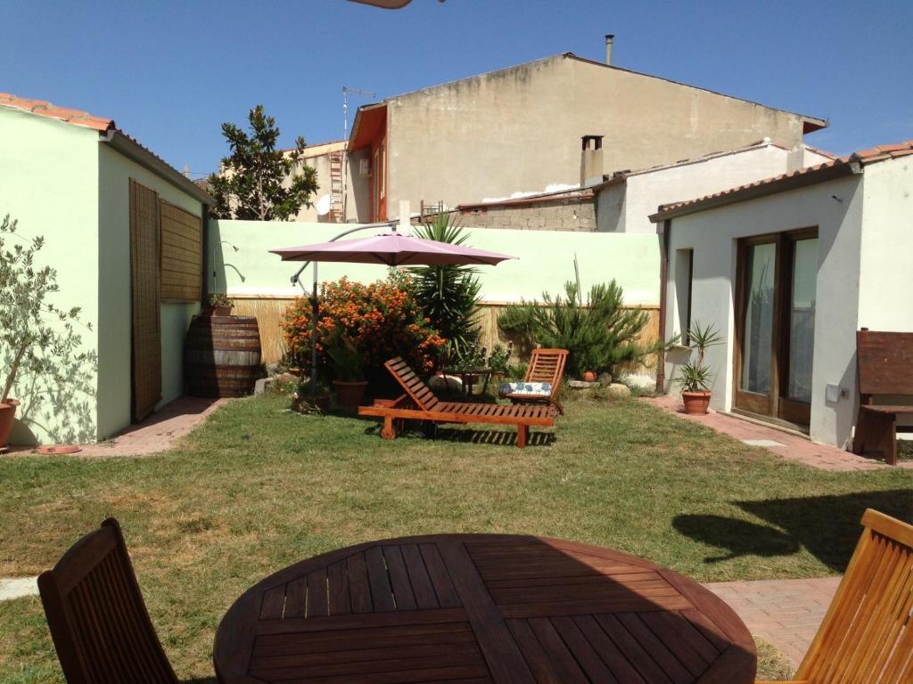 Lanita B&B Cabras Exterior photo